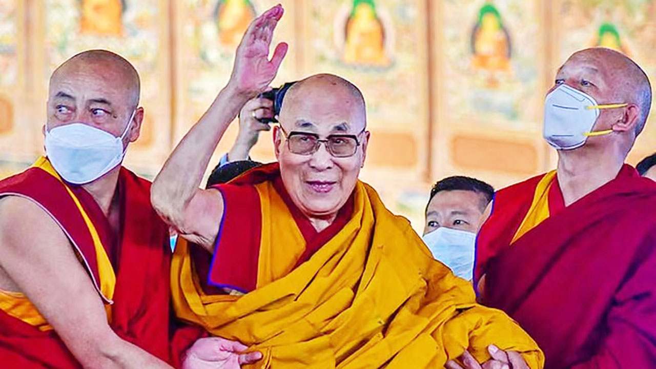 উত্তরসূরি নিয়ে দালাই লামার ঘোষণা : “আমি শেষ নই”