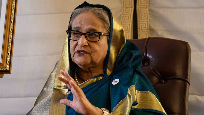 শেখ হাসিনার নির্দেশ—‘যেখানেই পাবে, গুলি করবে’