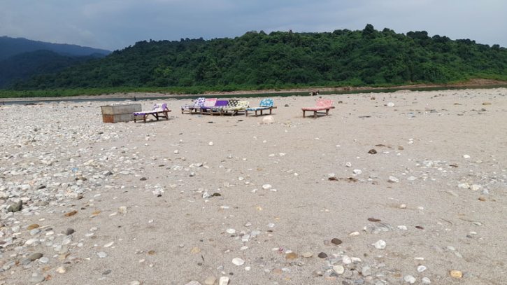 ‘সাদা পাথর’ কান্ড