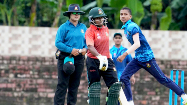 অনূর্ধ্ব-১৫ বালকদের কাছে বড় হারে নারী দল