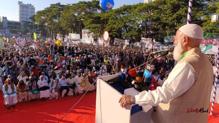 ‘একদল অপকর্ম করে পালিয়েছে, আরেকদল এখন সেই অপকর্ম করছে’