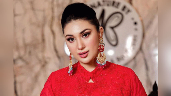 ২ বছর পর রূপালি পর্দায় ফিরছেন অপু বিশ্বাস