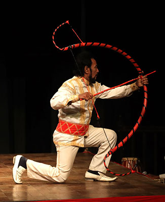 ‘গুনাই বিবি’ যাত্রাপালার একটি দৃশ্য। ছবি: আয়োজক