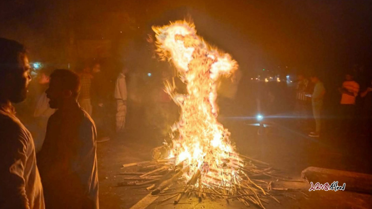 বিএনপির একাংশের চট্টগ্রাম-কক্সবাজার মহাসড়ক অবরোধ 
