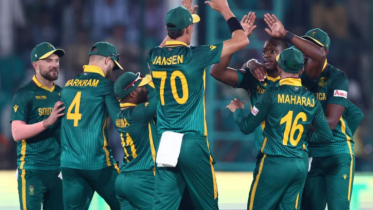 দক্ষিণ আফ্রিকার কাছে লজ্জার হার ভারতের