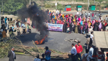 জনতার বাঁধায় পিছু হটলো বিআইডব্লিউটিএ