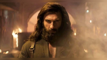 প্রথম দিনেই ২৭ কোটি! ‘ধুরন্ধর’-এ রণবীরের ওপেনিং, ‘সাইয়ারা’-র