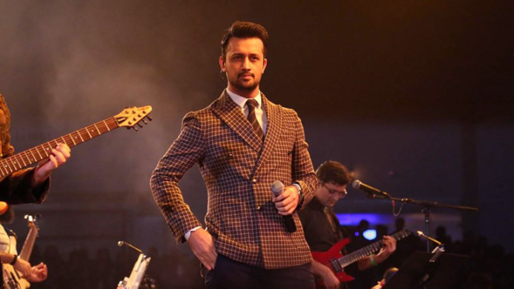 ঢাকায় নির্ধারিত স্থানেই হচ্ছে আতিফ আসলামের কনসার্ট