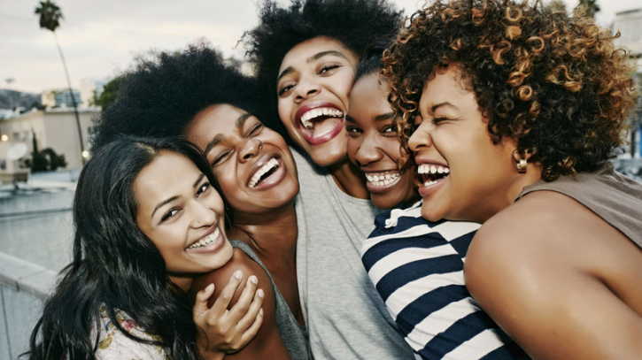 শেষ কবে প্রাণখুলে হেসেছেন, হাসি কমায় রোগের ঝুঁকি