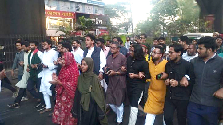 চট্টগ্রামে এনসিপির শোকরানা সিজদা, আনন্দ র‌্যালি ও মিষ্টি বিতরণ