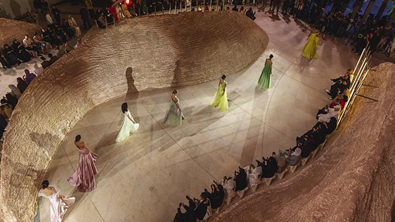 সৌদি আরবের সাংস্কৃতিক পুনর্জাগরণের প্রতীক এই ফ্যাশন উইক। ছবি: রিয়াদ ফ্যাশন উইক-২০২৫ ইন্সটাগ্রাম