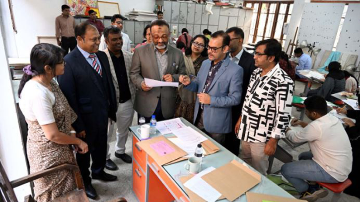 ঢাকা বিশ্ববিদ্যালয়ে কাল থেকে অনলাইন ক্লাস শুরু