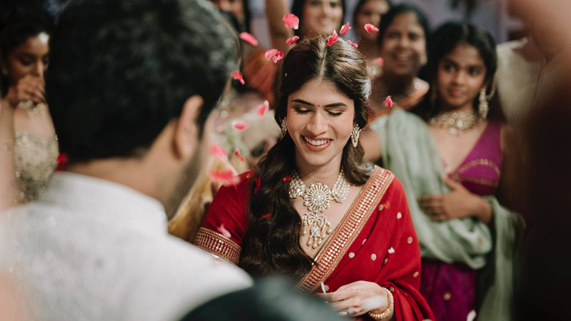 ‘অবশেষে আমার প্রিয়তমার সাথে বাগদান সম্পন্ন হলো, নয়নিকা!’ সিরিশ। ছবি: ফেসবুক