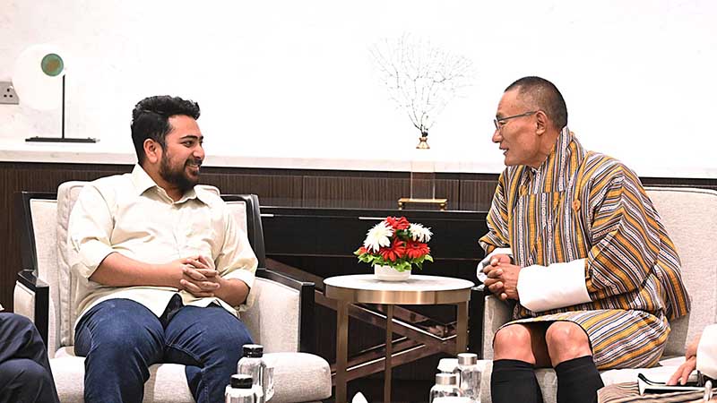 এনসিপির আহ্বায়ক নাহিদ ইসলাম ও ভুটানের প্রধানমন্ত্রী শেরিং তোবগে