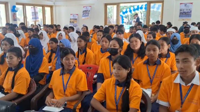 খাগড়াছড়িতে শিক্ষার্থীদের সচেতনতা হেলথ অলিম্পিয়াড অনুষ্ঠিত। ছবি: সমাজকাল