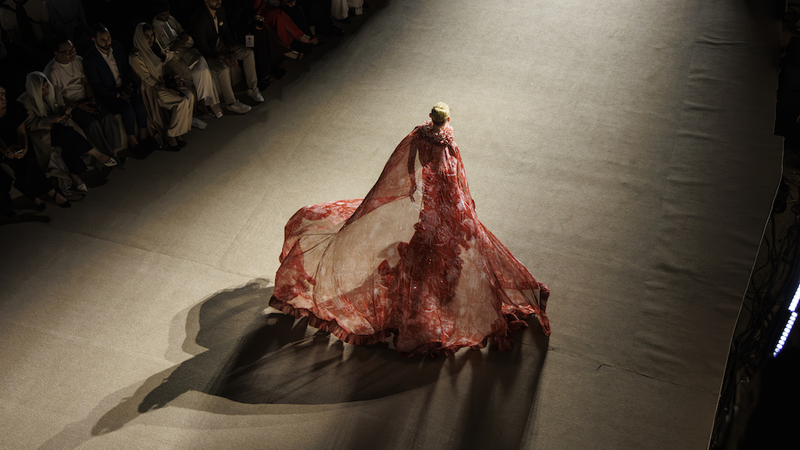 সৌদি আরবের সাংস্কৃতিক পুনর্জাগরণের প্রতীক এই ফ্যাশন উইক। ছবি: রিয়াদ ফ্যাশন উইক-২০২৫ ইন্সটাগ্রাম