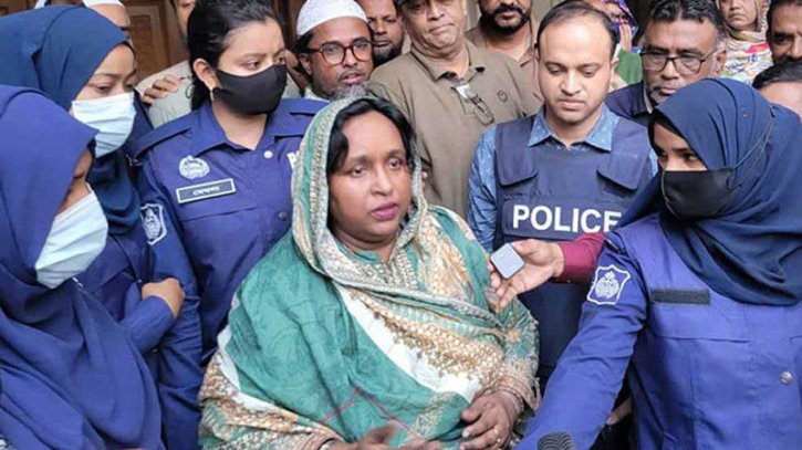 কারাবন্দি আইভীকে আরও ৫ মামলায় গ্রেফতার