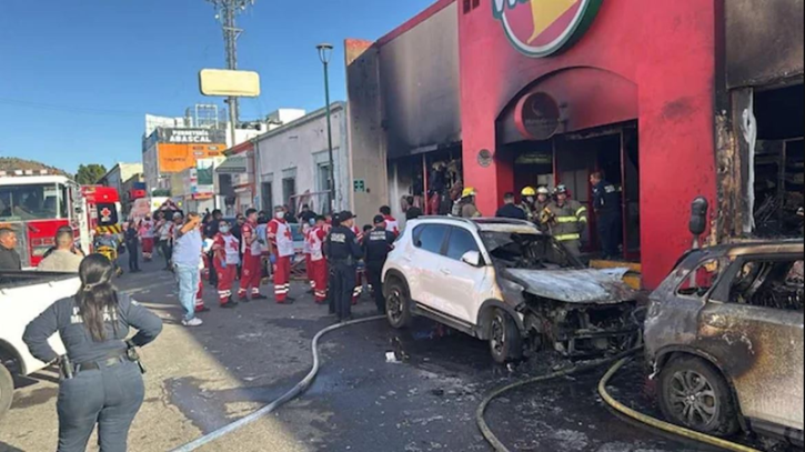 মেক্সিকোতে সুপারমার্কেটে বিস্ফোরণ, নিহত ২৩ মেক্সিকোতে সুপারমার্কেটে বিস্ফোরণ, নিহত ২৩