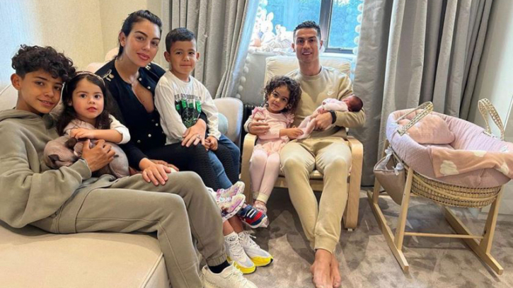 অবসরের পর পরিবারের সঙ্গে সময় কাটাতে চান রোনালদো