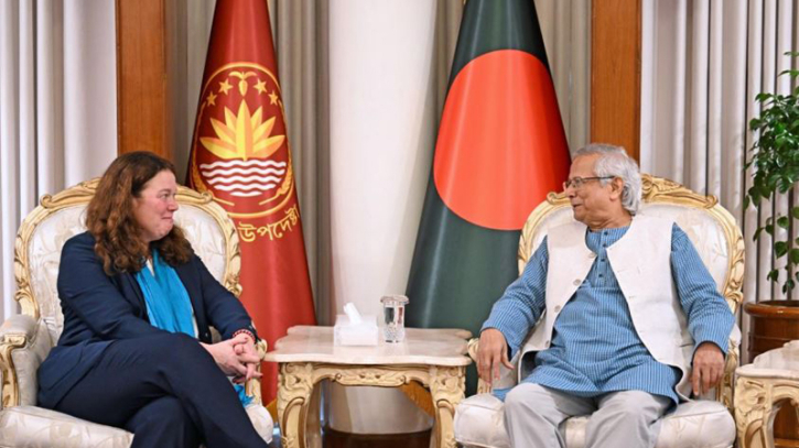 আওয়ামী লীগ নির্বাচন প্রক্রিয়ায় অংশ নিতে পারবে না: ড. ইউনূস