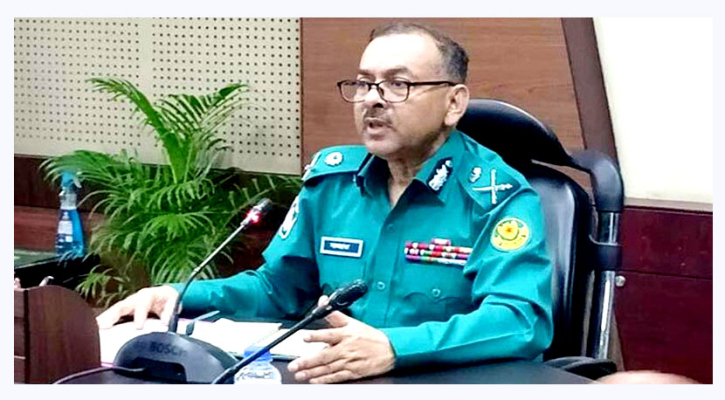 ককটেল নিক্ষেপ–আগুন দিলে গুলির নির্দেশ: ডিএমপি কমিশনার