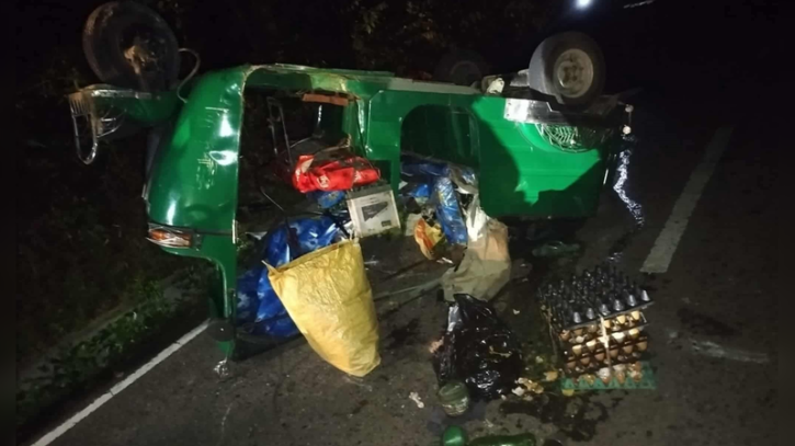 কাপ্তাই সড়কে সিএনজির উপর হাতির হামলা, প্রাণ গেল বৃদ্ধার