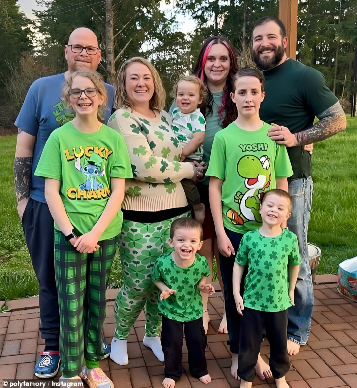 স্বামী-স্ত্রী জানে না, সন্তানের বাবা কে