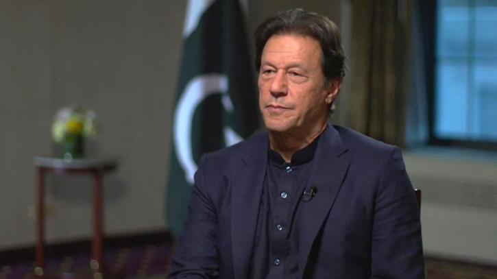 ইমরান খান ‘সুস্থ’, নাকি গোপন করা হচ্ছে ‘সত্য’: কাটছে না ধোঁয়াশা 