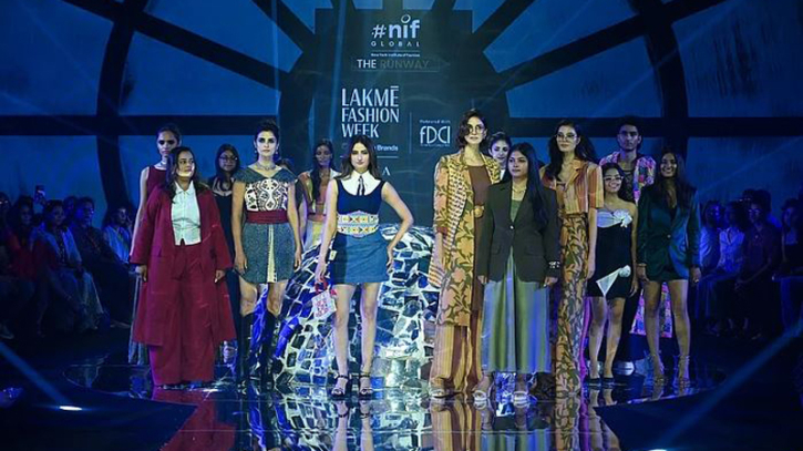 টেকসই ফ্যাশন আর ঐতিহ্যের সঙ্গে আধুনিকতার মেলবন্ধন