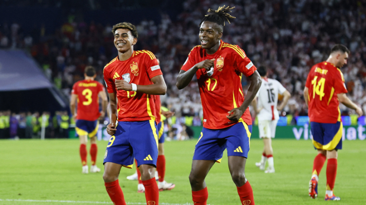 জর্জিয়াকে বড় ব্যবধানে বিধ্বস্ত করে বিশ্বকাপের দ্বারপ্রান্তে স্পেন