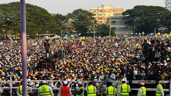 নতুন বাংলাদেশের প্রত্যয় ঘোষণা ৮ দলের