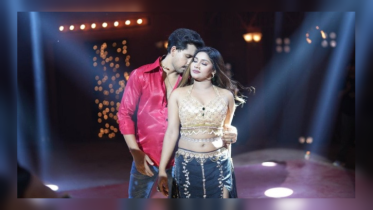 ‘প্রেমের নদী’-তে আলভি-জেরিন