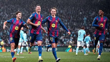 লেভানডফস্কির হ্যাটট্রিকে বার্সার জয়, রিয়ালের হোঁচট লা লিগায়