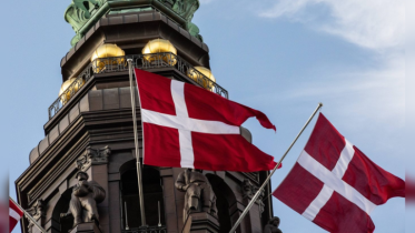 শিশুদের জন্য সোশ্যাল মিডিয়া নিষিদ্ধ করতে যাচ্ছে ডেনমার্ক