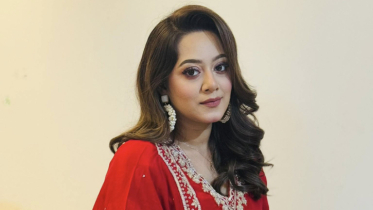 সৌদির হোটেল কক্ষে দীঘিকে হাতে লেখা চিরকুট