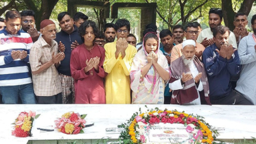 গাজীপুরে শ্রদ্ধা-ভালোবাসায় হুমায়ূন আহমেদকে স্মরণ