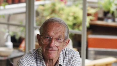 দ্বিতীয়বার নোবেলজয়ী ইংরেজ প্রাণরসায়নী ফ্রেডরিক স্যাঙ্গার