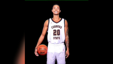 ওকলাহোমায় বাস্কেটবল খেলায় মাথায় আঘাতে কোর্টেই জীবন গেল সোফোমোর