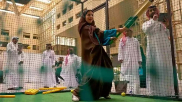 প্রথমবার নারী ক্রিকেট টুর্নামেন্ট সৌদিতে