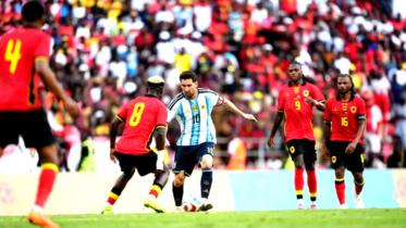 অ্যাঙ্গোলার মাঠে আর্জেন্টিনার ঘাম ঝরানো ২-০ জয়