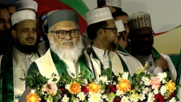 নারীদেরকে পেছনে রেখে এগিয়ে যেতে পারব না: ধর্ম উপদেষ্টা 