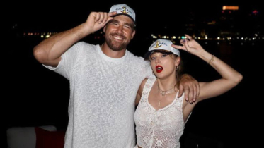 থ্যাঙ্কসগিভিংয়ে একসঙ্গে ছিলেন না সুইফট–কেলসি?