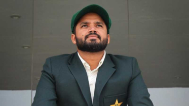 পাকিস্তান ক্রিকেট বোড থেকে সরে দাঁড়ালেন আজহার আলি