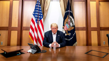 ট্রাম্পের হুমকি: বিবিসির বিরুদ্ধে ১০০ কোটি ডলারের ক্ষতিপূরণ মামলা