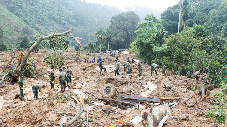 ঘূর্ণিঝড় ডিটওয়ায় বিপর্যস্ত শ্রীলঙ্কা, জরুরি অবস্থা জারি