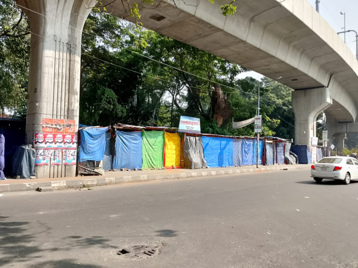 লকডাউনে ঢাকার চলাচল অর্ধেক থেমে গেল: রাস্তায় নীরবতা
