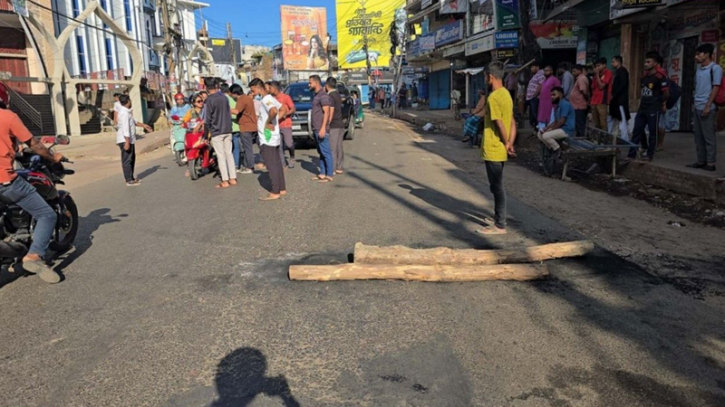 শিক্ষক নিয়োগে মেধার দাবিতে ৩৬ ঘণ্টার হরতাল