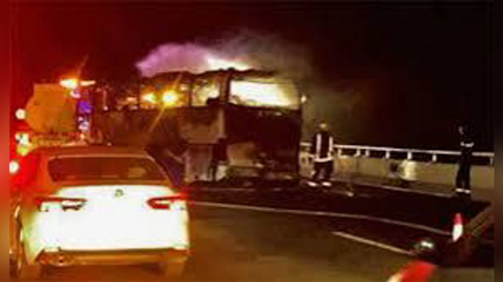 মদিনায় উমরাহযাত্রীবাহী বাসে দুর্ঘটনা: ৪২ ভারতীয় নিহত