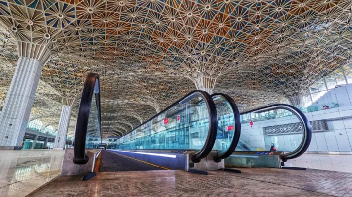 থার্ড টার্মিনালে বকেয়া রেখে তিন কোরিয়ান কর্মকর্তা পলাতক!