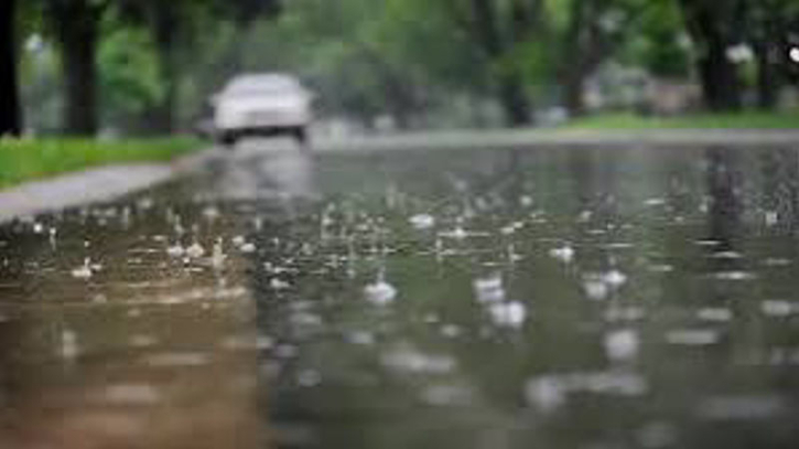 বৃষ্টির পর ঢাকায় স্বস্তির বাতাস: ‘সহনীয়’ পর্যায়ে রাজধানীর বায়ুমান বৃষ্টির পর ঢাকায় স্বস্তির বাতাস: ‘সহনীয়’ পর্যায়ে রাজধানীর বায়ুমান